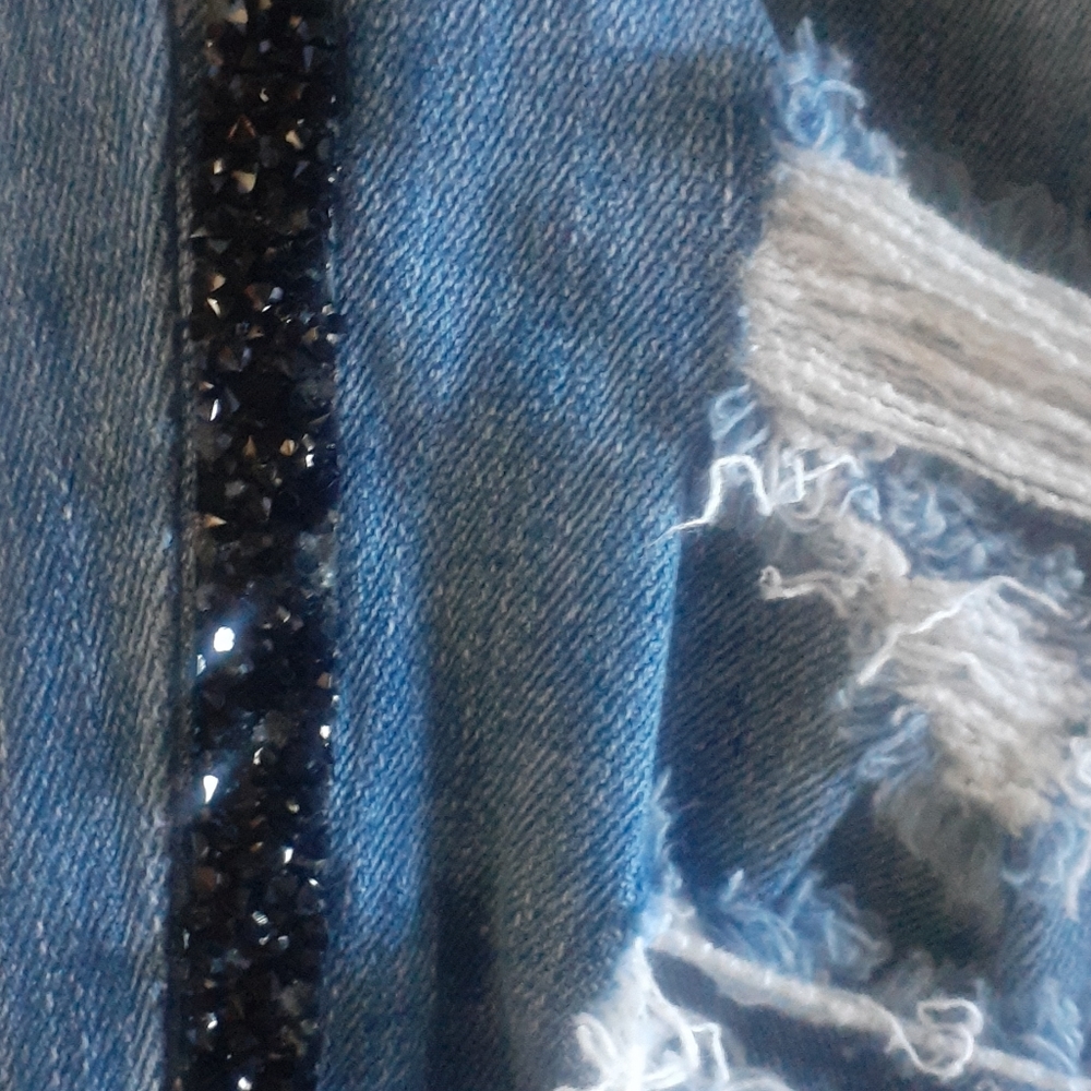 Jeans - Picture 3 of 4